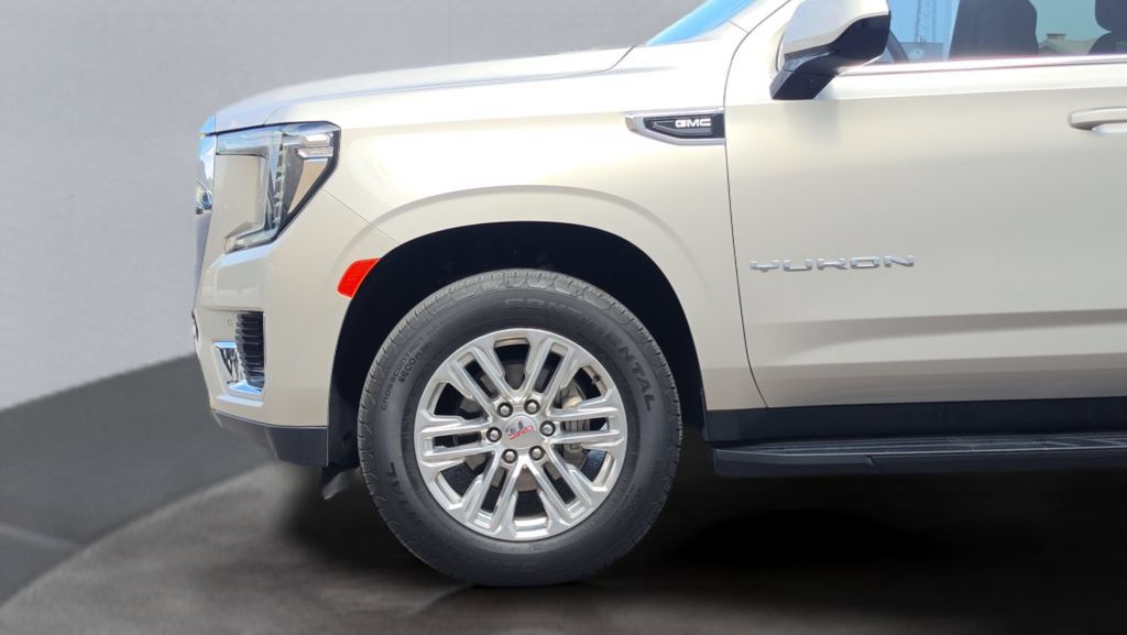 Used 2024 GMC Yukon XL SLE RWD image 30