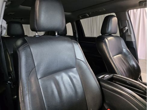 Used 2015 Toyota Highlander Limited Platinum image 18
