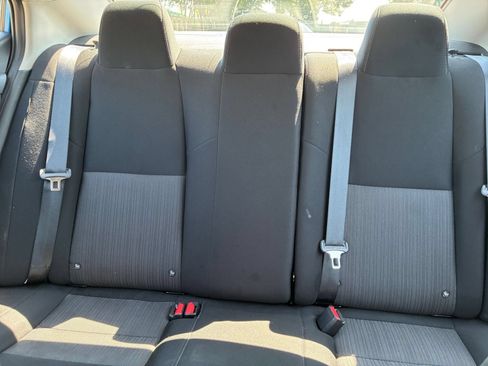 Used 2025 Nissan Sentra SV FWD image 31