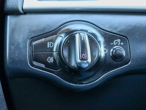 Used 2015 Audi A4 2.0T Premium image 30