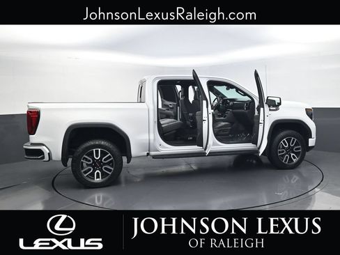 Used 2023 GMC Sierra 1500 AT4 w/ AT4 Premium Package AWD/4WD image 35