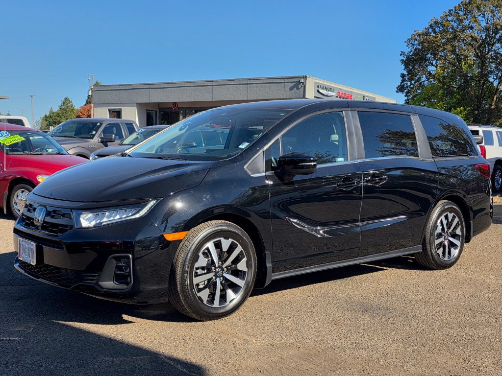 Used 2026 Honda Odyssey EX-L image 1
