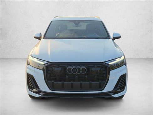 Used 2025 Audi Q7 2.0T Premium Plus w/ Premium Plus Package AWD/4WD image 2