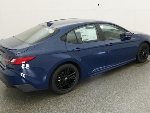 New 2026 Toyota Camry SE FWD image 9