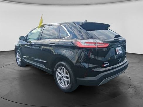 Used 2024 Ford Edge SEL AWD/4WD image 8