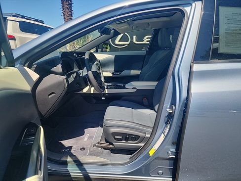 Certified 2023 Lexus RZ 450e Premium w/ Technology Package AWD/4WD image 4