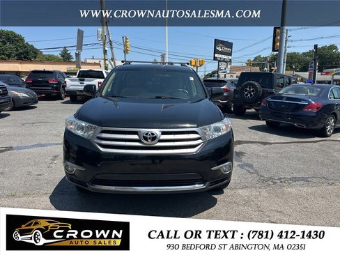 Used 2012 Toyota Highlander 4WD w/ Tech Pkg image 2