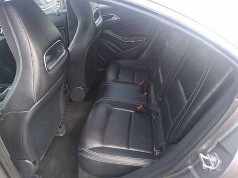 Used 2019 Mercedes-Benz CLA 250 4MATIC image 12