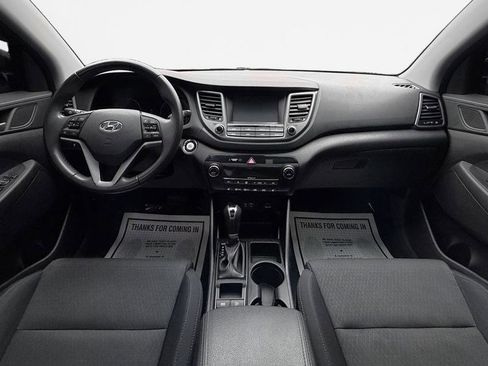 Used 2018 Hyundai Tucson Value AWD/4WD image 16