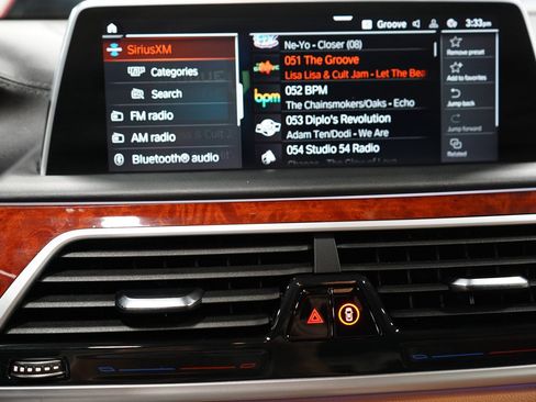 Used 2022 BMW ALPINA B7 xDrive w/ Luxury Rear Seating Package AWD/4WD image 26