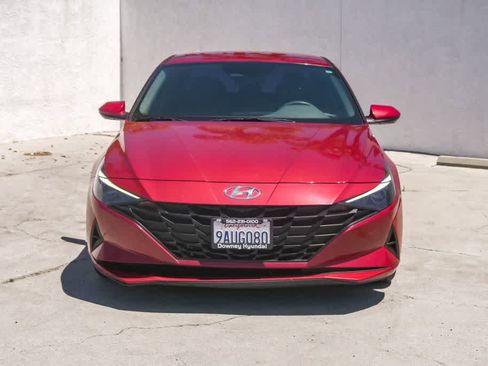 Used 2022 Hyundai Elantra Blue FWD image 2