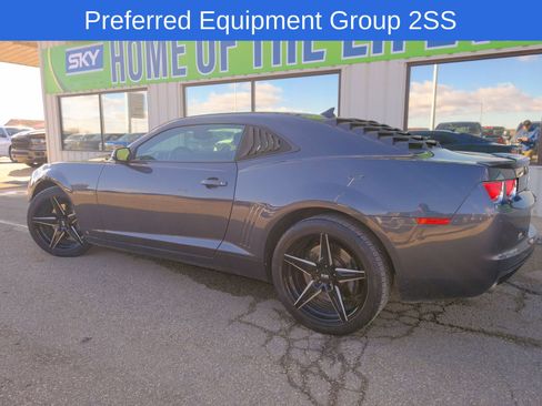 Used 2010 Chevrolet Camaro SS image 4