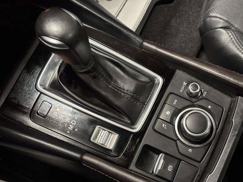 Used 2018 MAZDA MAZDA3 Grand Touring w/ Premium Equipment Package FWD image 28