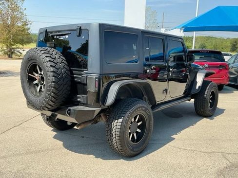 Used 2015 Jeep Wrangler Unlimited Sport w/ Quick Order Package 24S AWD/4WD image 3
