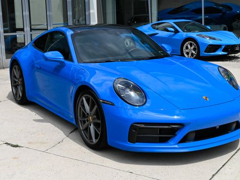 Used 2024 Porsche 911 Carrera S w/ Sportdesign Package RWD image 3