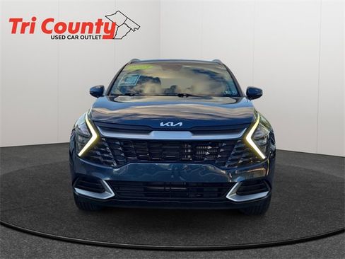 Used 2023 Kia Sportage EX image 2