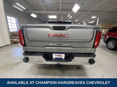 Certified 2025 GMC Sierra 1500 SLT image 40