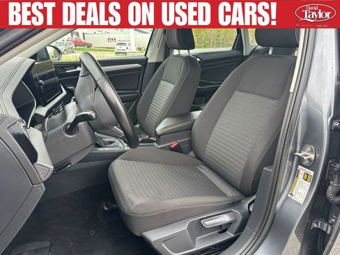 Used 2025 Volkswagen Jetta S FWD image 11