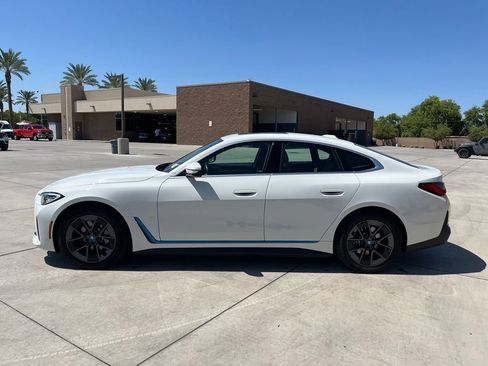 Used 2023 BMW i4 eDrive35 RWD image 10