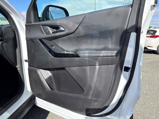 Used 2025 Chevrolet Equinox LT AWD/4WD image 11