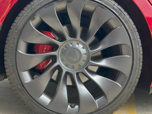 Used 2021 Tesla Model 3 Performance image 38