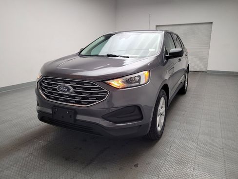 Used 2021 Ford Edge SE image 15