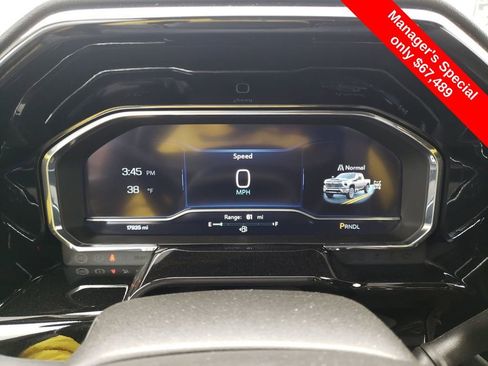 Used 2025 Chevrolet Silverado 2500 LTZ w/ LTZ Plus Package AWD/4WD image 16