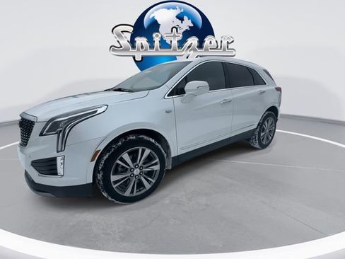 Used 2025 Cadillac XT5 Premium Luxury AWD/4WD image 4