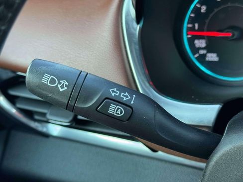 Used 2018 Chevrolet Traverse High Country image 21