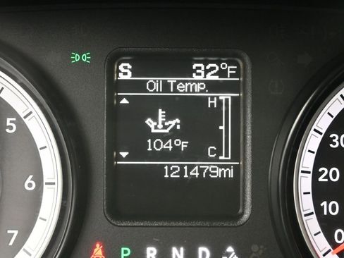 Used 2016 RAM 1500 Express image 12