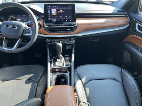 Certified 2024 Jeep Compass Limited image 15