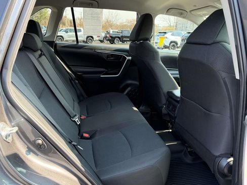 Used 2024 Toyota RAV4 LE image 12