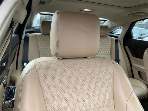 Used 2016 Jaguar XJ L Portfolio image 17