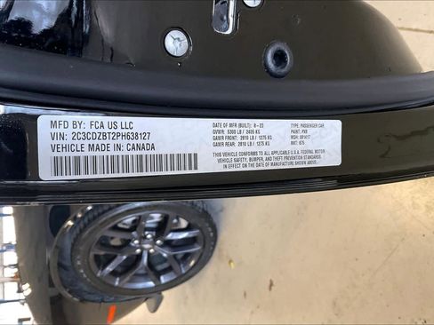 Used 2023 Dodge Challenger R/T w/ Blacktop Package image 32