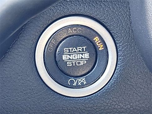 Used 2024 RAM 3500 Big Horn image 29