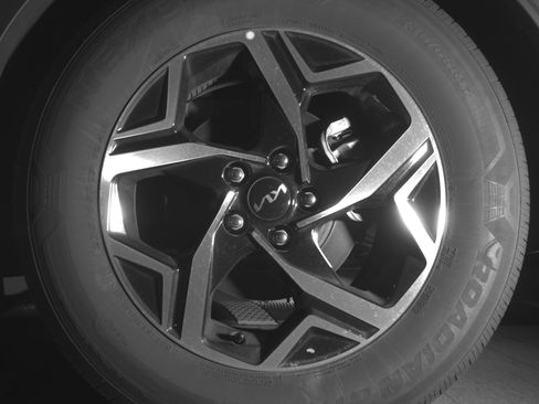 Used 2025 Kia Sportage LX image 14