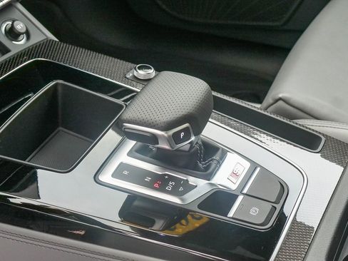 Used 2024 Audi SQ5 Premium Plus w/ S Sport Package image 19