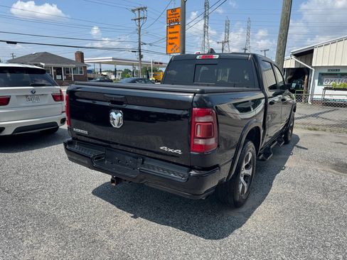 Used 2019 RAM 1500 Laramie w/ Sport Appearance Package AWD/4WD image 6