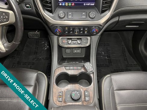 Used 2020 GMC Acadia Denali w/ Trailering Package image 7