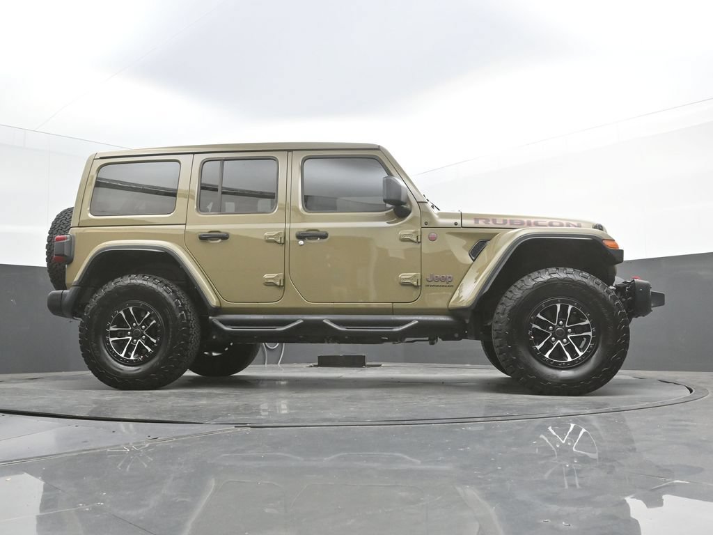 Used 2025 Jeep Wrangler Unlimited Rubicon AWD/4WD image 49
