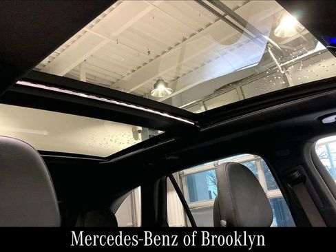 Used 2026 Mercedes-Benz GLC 300 4MATIC image 15