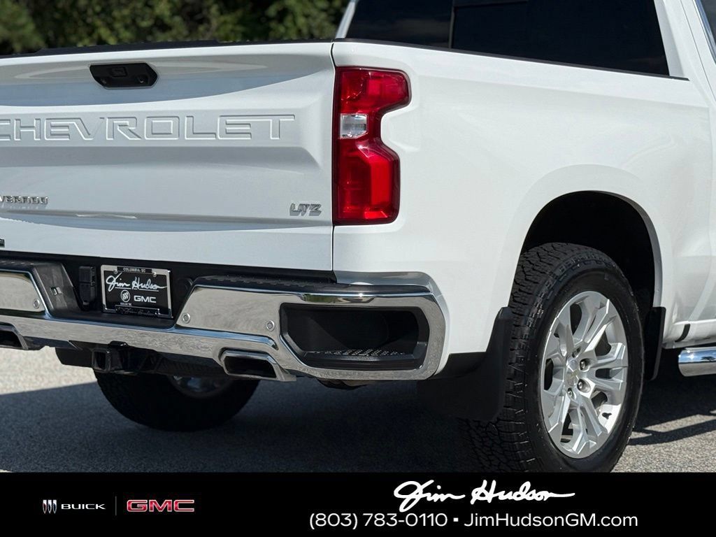 Certified 2023 Chevrolet Silverado 1500 LTZ w/ LTZ Premium Package AWD/4WD image 17