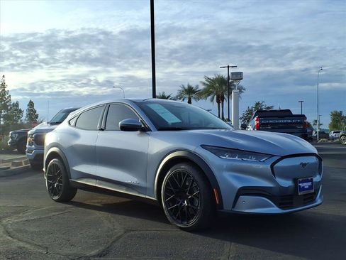 Certified 2022 Ford Mustang Mach-E Select image 8
