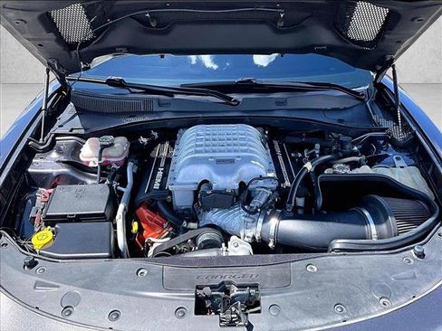 Used 2019 Dodge Charger SRT Hellcat RWD image 11