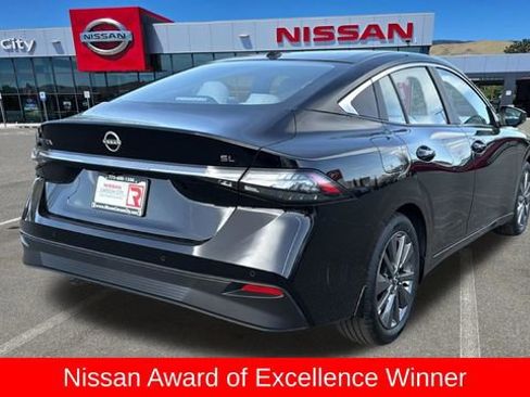 New 2026 Nissan Sentra SL w/ Floor Mat Package FWD image 3
