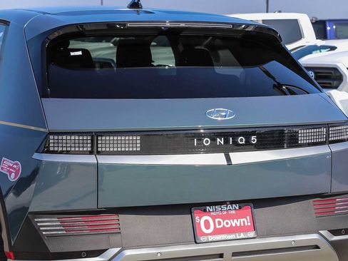 Used 2024 Hyundai Ioniq 5 SEL RWD image 9