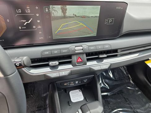 New 2026 Kia K4 EX FWD image 10