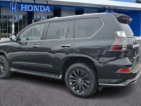 Used 2023 Lexus GX 460 Luxury w/ Sport Design Package image 6