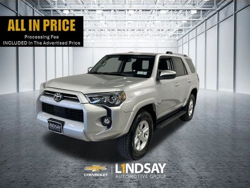 Used 2024 Toyota 4Runner SR5 AWD/4WD image 1