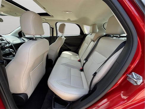 Used 2018 Ford Focus Titanium FWD image 32